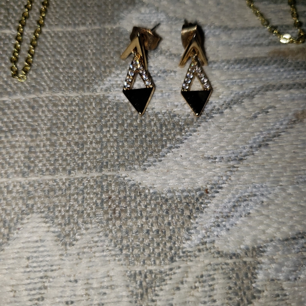 Jules Smith Timeless Essentials Set - image 6